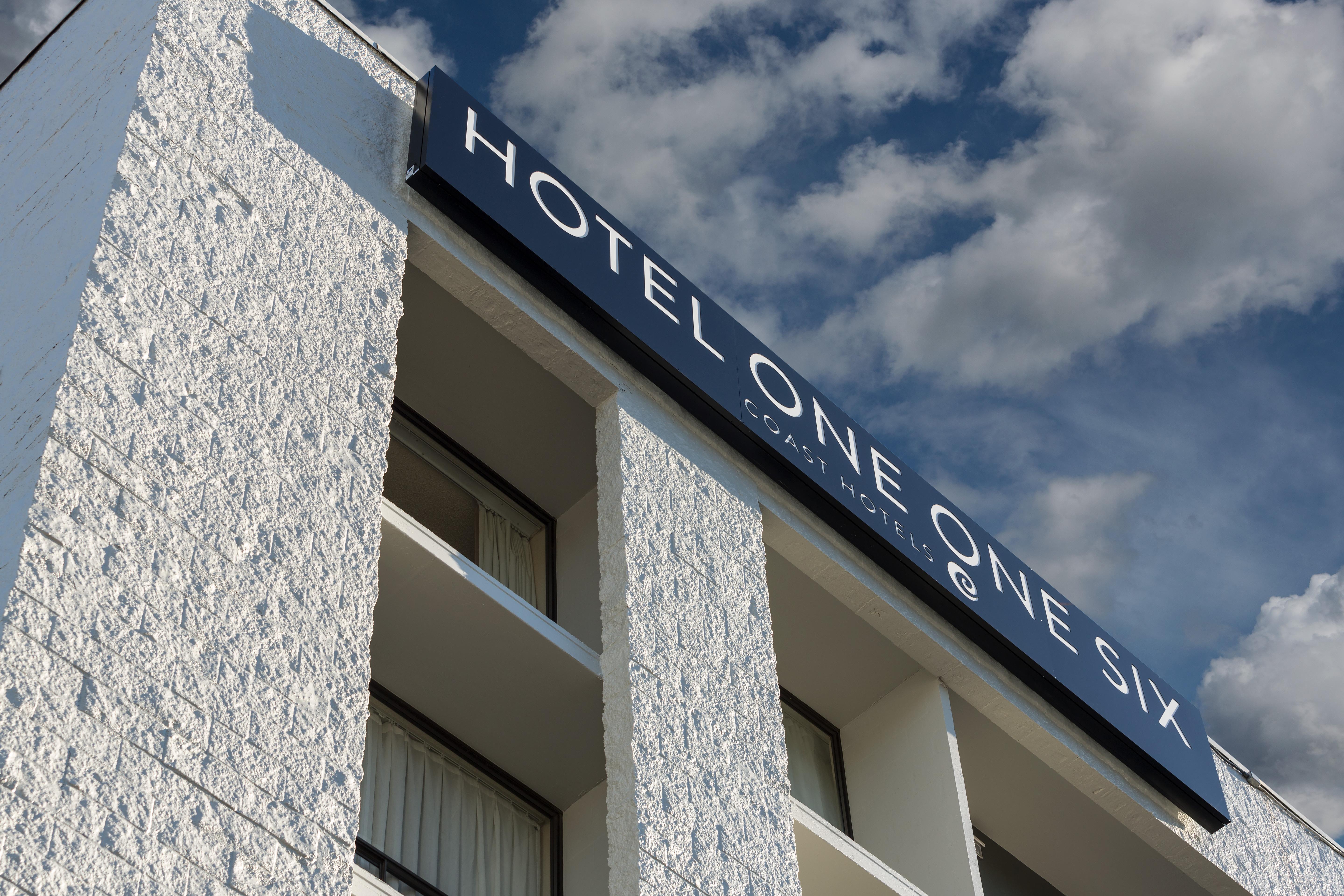 Hotel 116, A Coast Hotel Bellevue Esterno foto